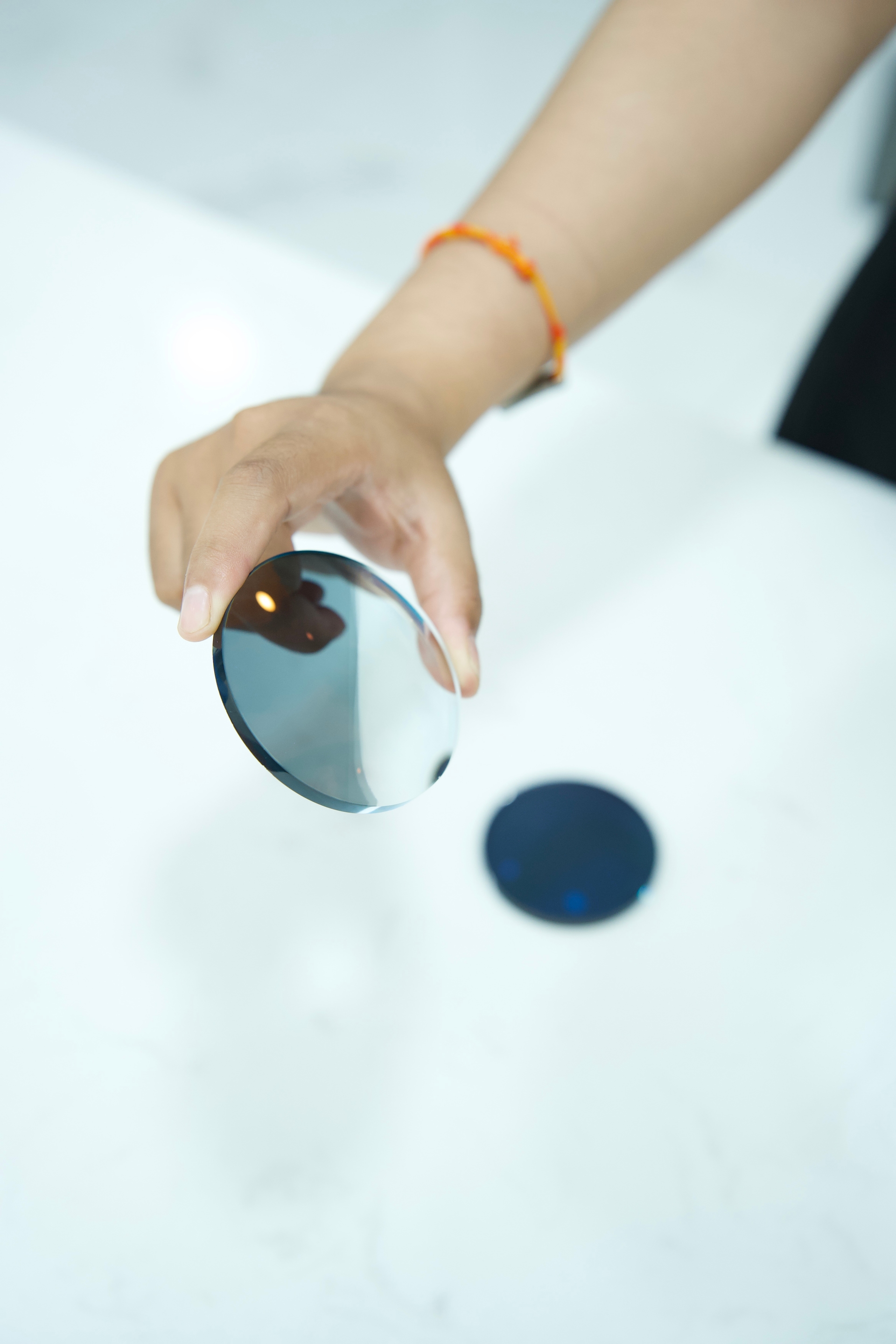Advanced optical lens catalog including anti-blue light, photochromic, and progressive lenses at M-Optic